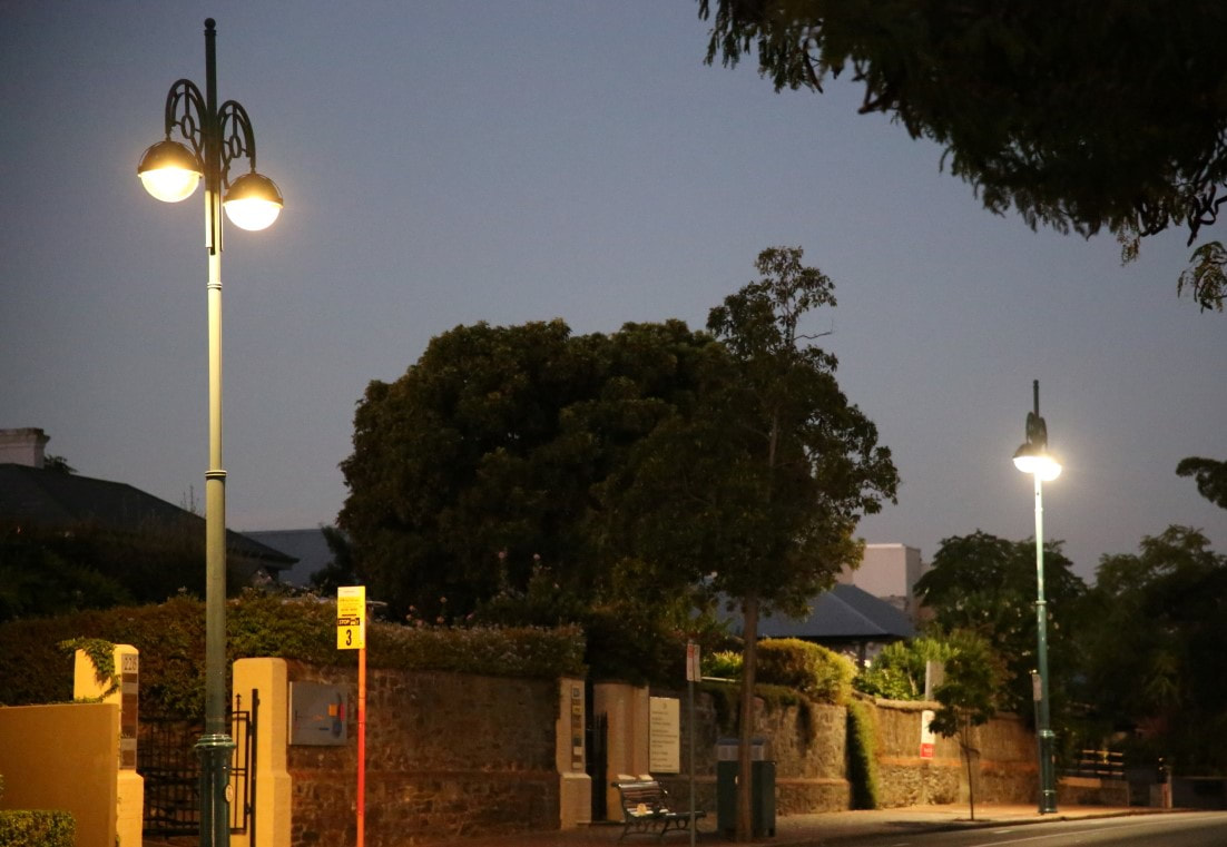 Our EIS Freeway LED Retro Fit Street Light ideal for street light bulb replacement in heritage lamp post street light fittings.