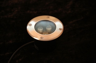 underwater grade ip68 led light for fountains & ponds